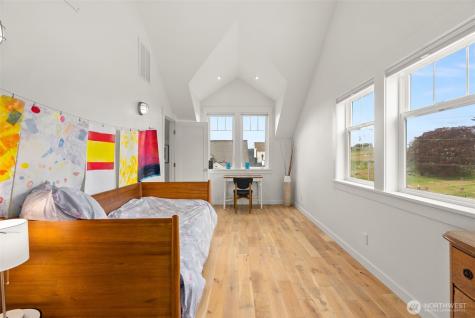 518 Antonson Lane NE Poulsbo WA 98370
