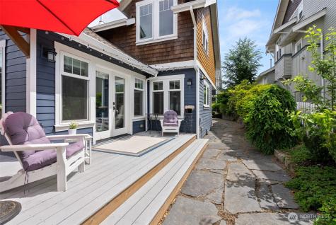 518 Antonson Lane NE Poulsbo WA 98370