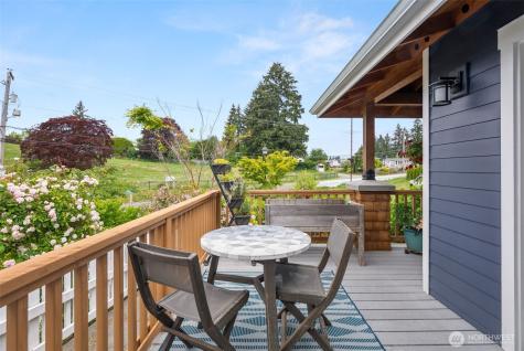 518 Antonson Lane NE Poulsbo WA 98370