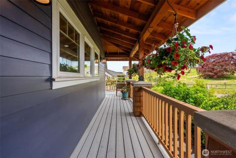 518 Antonson Lane NE Poulsbo WA 98370