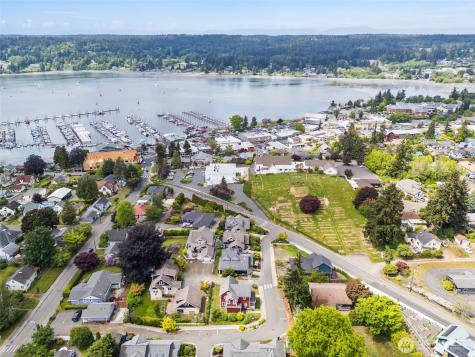 518 Antonson Lane NE Poulsbo WA 98370