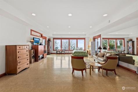 21223 Marine View Drive SW Normandy Park WA 98166