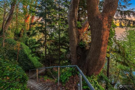 21223 Marine View Drive SW Normandy Park WA 98166