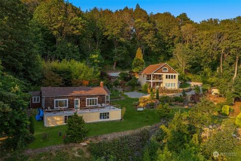 21223 Marine View Drive SW Normandy Park WA 98166