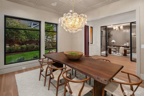 822 91st Avenue NE Bellevue WA 98004