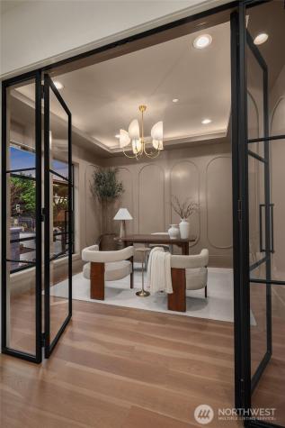 822 91st Avenue NE Bellevue WA 98004