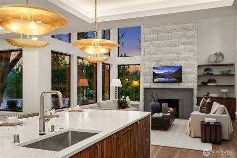 822 91st Avenue NE Bellevue WA 98004