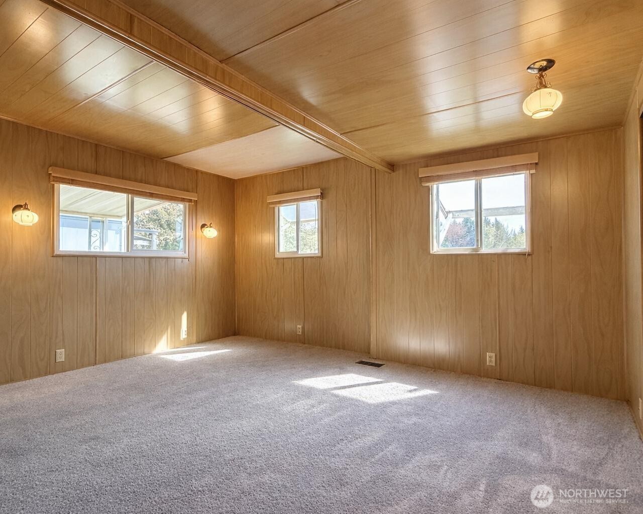 8314 38th Street E Edgewood WA 98371