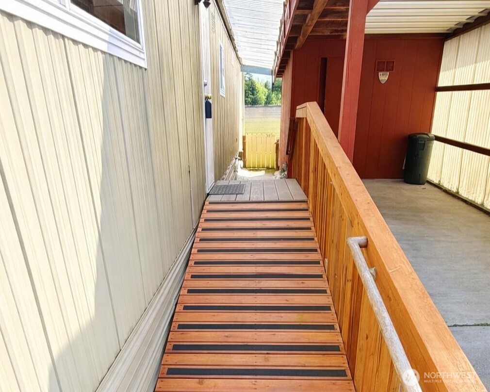 8314 38th Street E Edgewood WA 98371