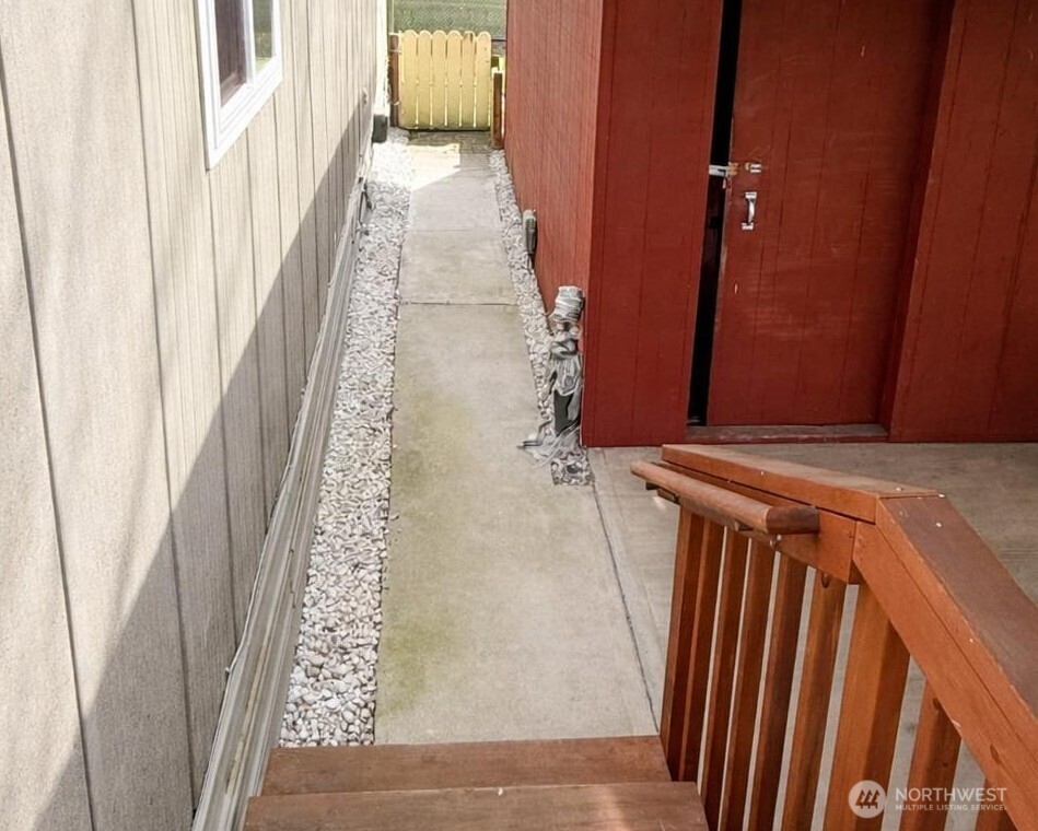 8314 38th Street E Edgewood WA 98371