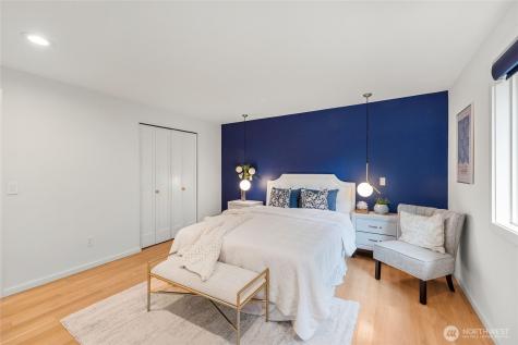 17429 NE 10th Street Bellevue WA 98008