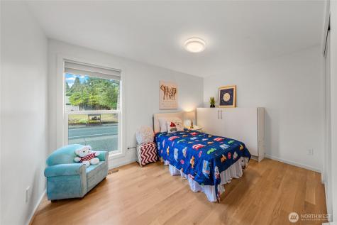 17429 NE 10th Street Bellevue WA 98008