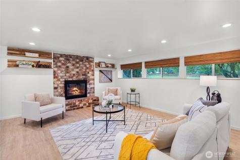 17429 NE 10th Street Bellevue WA 98008