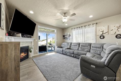 4019 Queen Street West Richland WA 99353