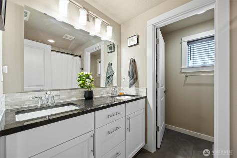 4019 Queen Street West Richland WA 99353