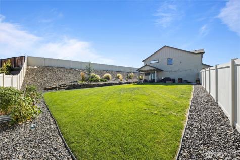 4019 Queen Street West Richland WA 99353