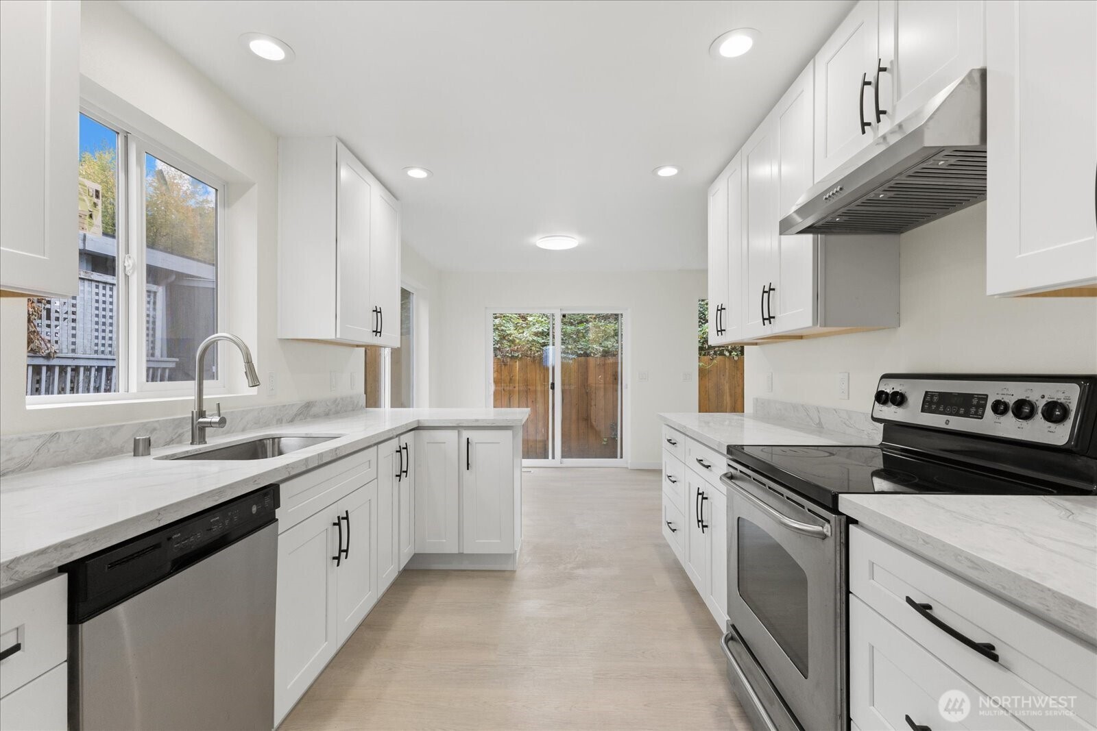 422 E Titus Kent WA 98030