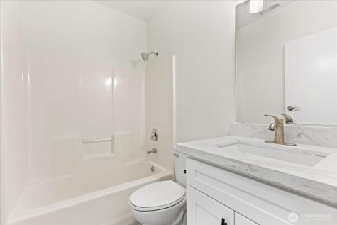 422 E Titus Kent WA 98030