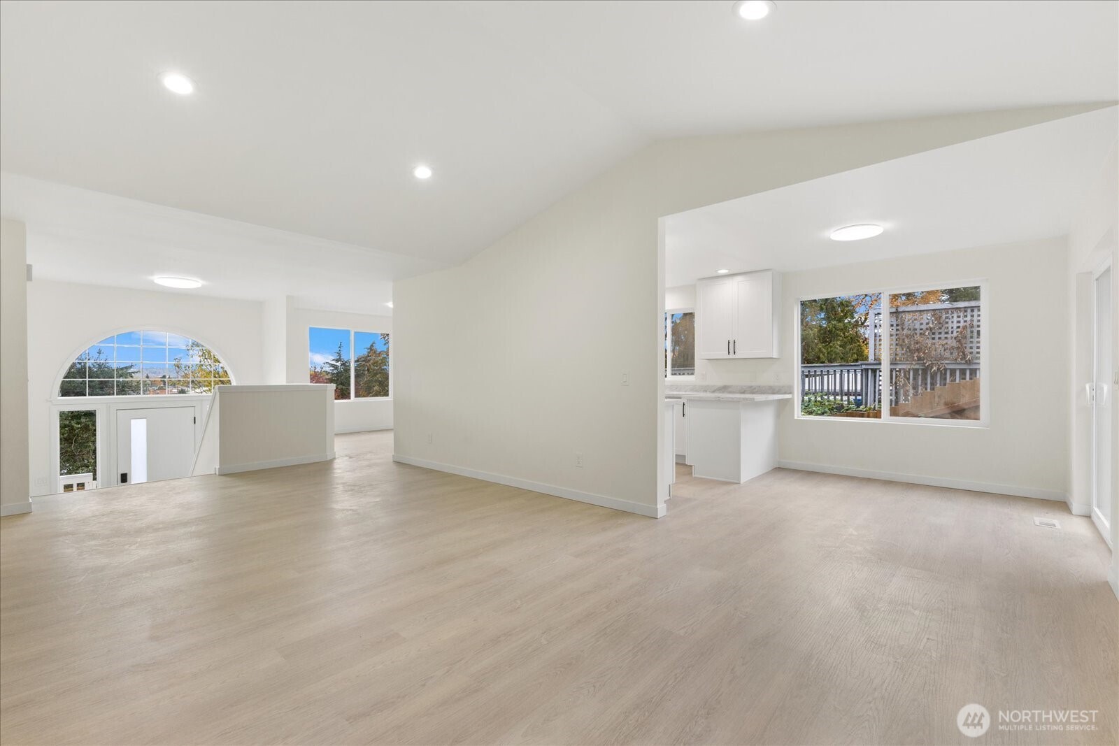 422 E Titus Kent WA 98030