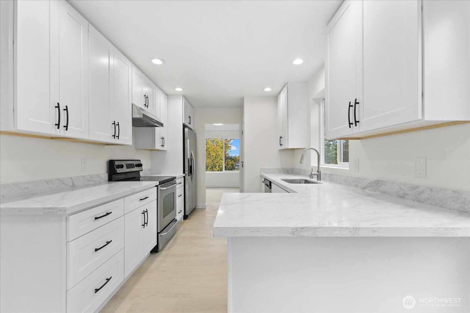 422 E Titus Kent WA 98030