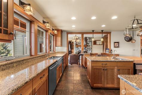 10665 North Road Leavenworth WA 98826