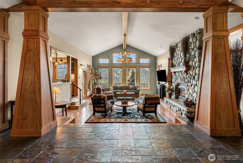 10665 North Road Leavenworth WA 98826