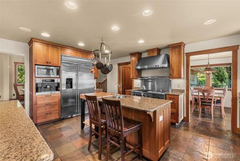 10665 North Road Leavenworth WA 98826