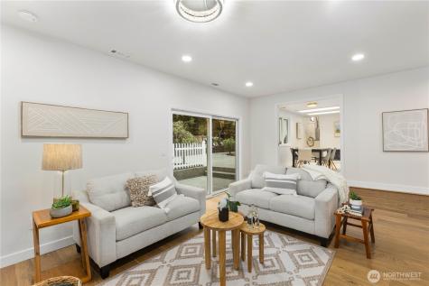 15212 Cascadian Way Lynnwood WA 98087