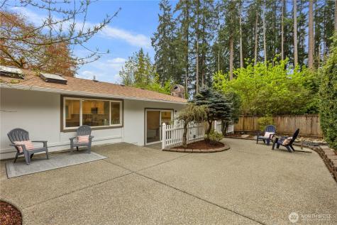 15212 Cascadian Way Lynnwood WA 98087