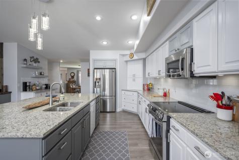 216 E Tanglewood Drive Moses Lake WA 98837