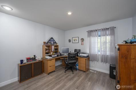 216 E Tanglewood Drive Moses Lake WA 98837