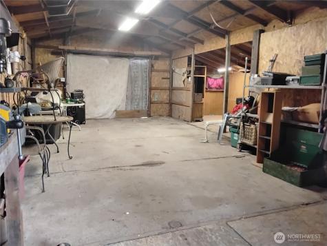 20 Round Up Road Oroville WA 98844