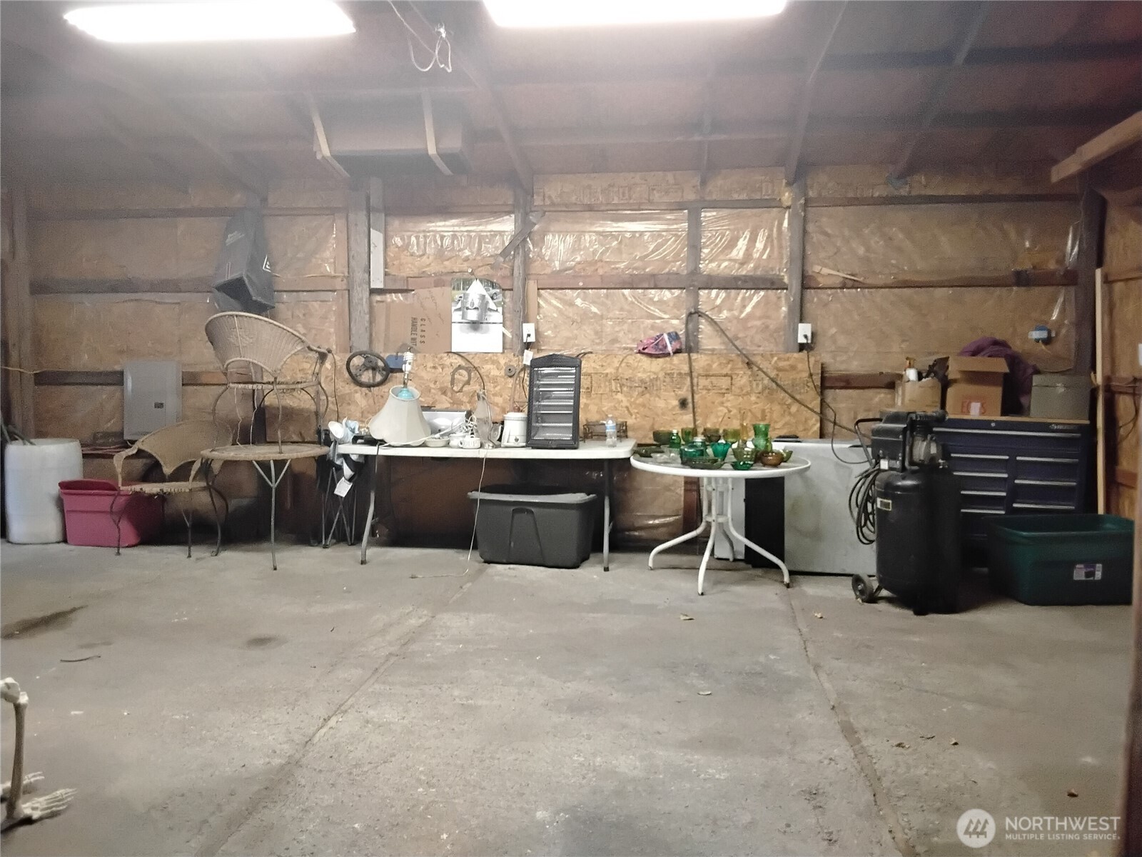 20 Round Up Road Oroville WA 98844