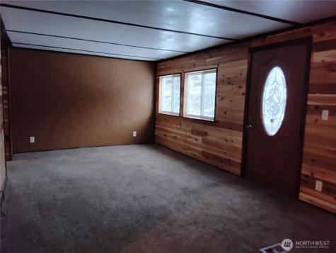 20 Round Up Road Oroville WA 98844