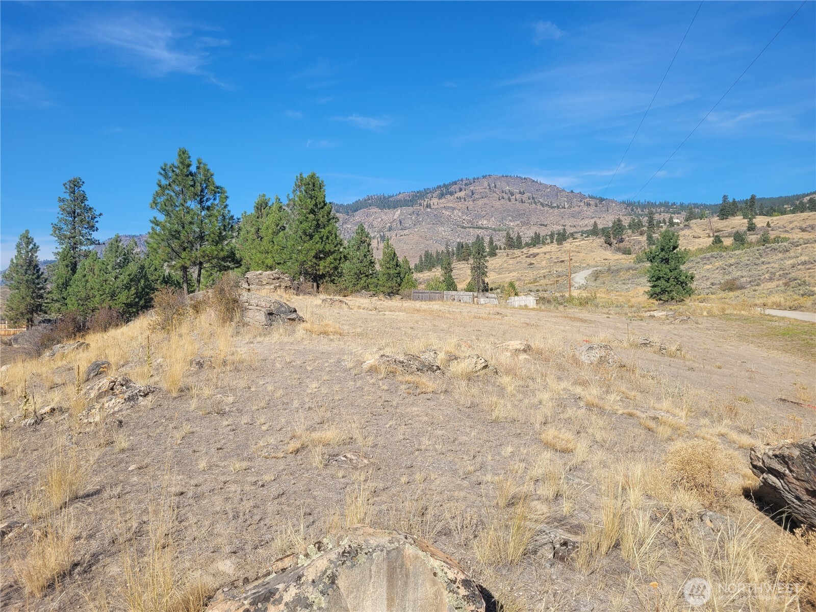 20 Round Up Road Oroville WA 98844