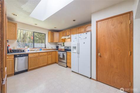 732 S Alder Lane Port Angeles WA 98362