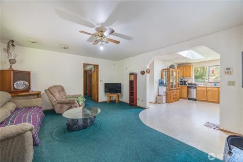 732 S Alder Lane Port Angeles WA 98362