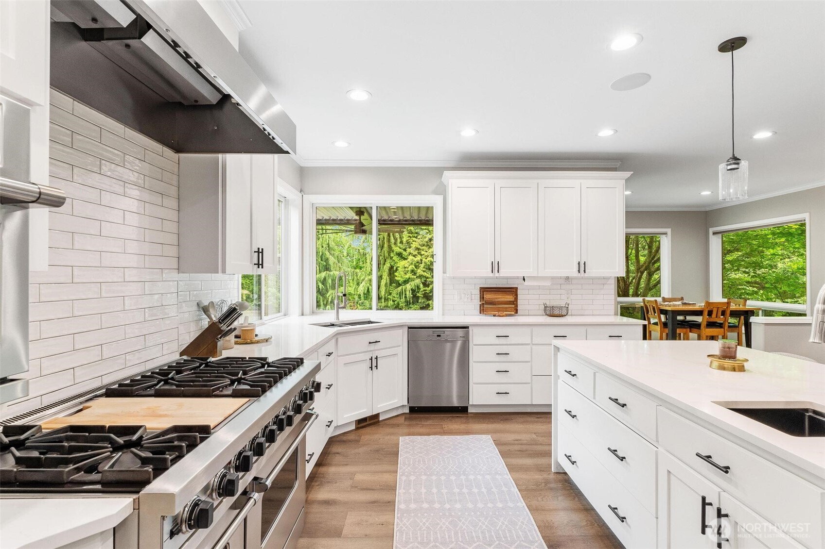 13427 64th Avenue W Edmonds WA 98026