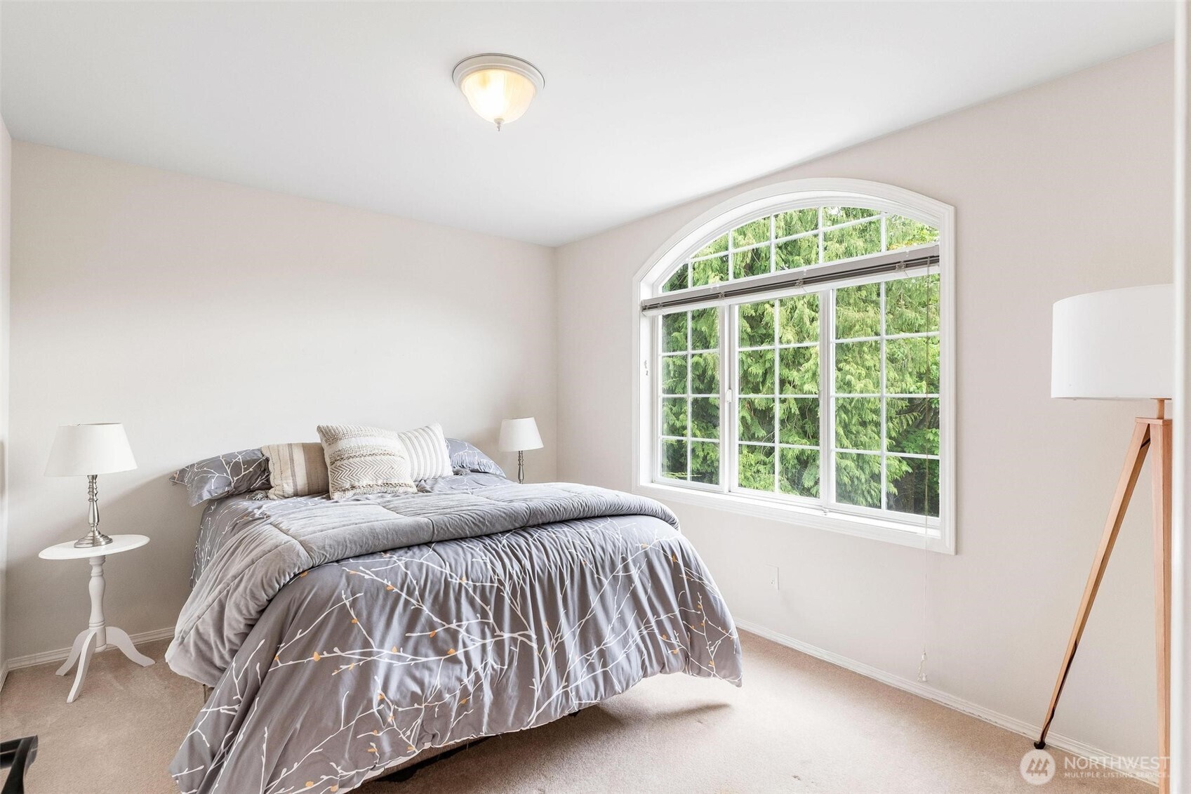 13427 64th Avenue W Edmonds WA 98026