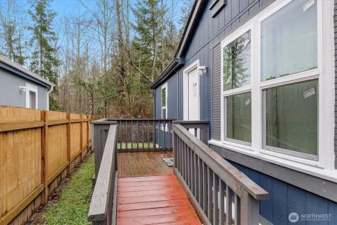 10428 137th Street Court E Puyallup WA 98374