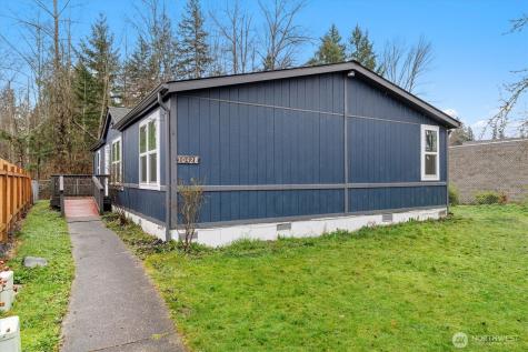 10428 137th Street Court E Puyallup WA 98374