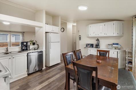10428 137th Street Court E Puyallup WA 98374