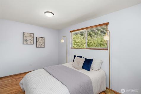 17023 113th Avenue SE Renton WA 98055
