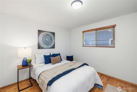 17023 113th Avenue SE Renton WA 98055
