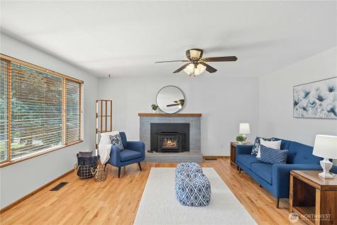 17023 113th Avenue SE Renton WA 98055