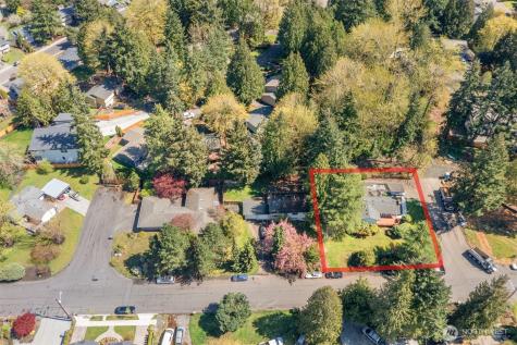 12604 109th Place Kirkland WA 98033