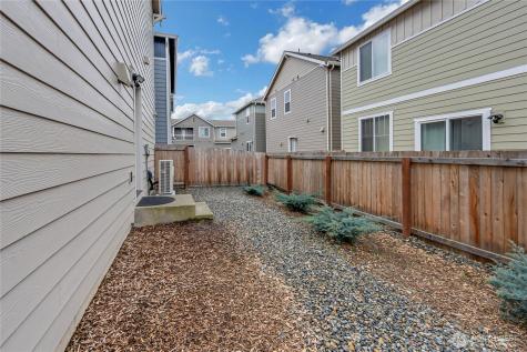 5212 E M Street Tacoma WA 98404