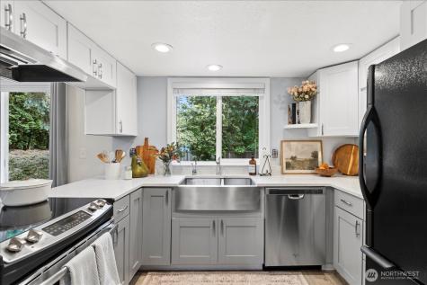 12217 5th Place W Everett WA 98204