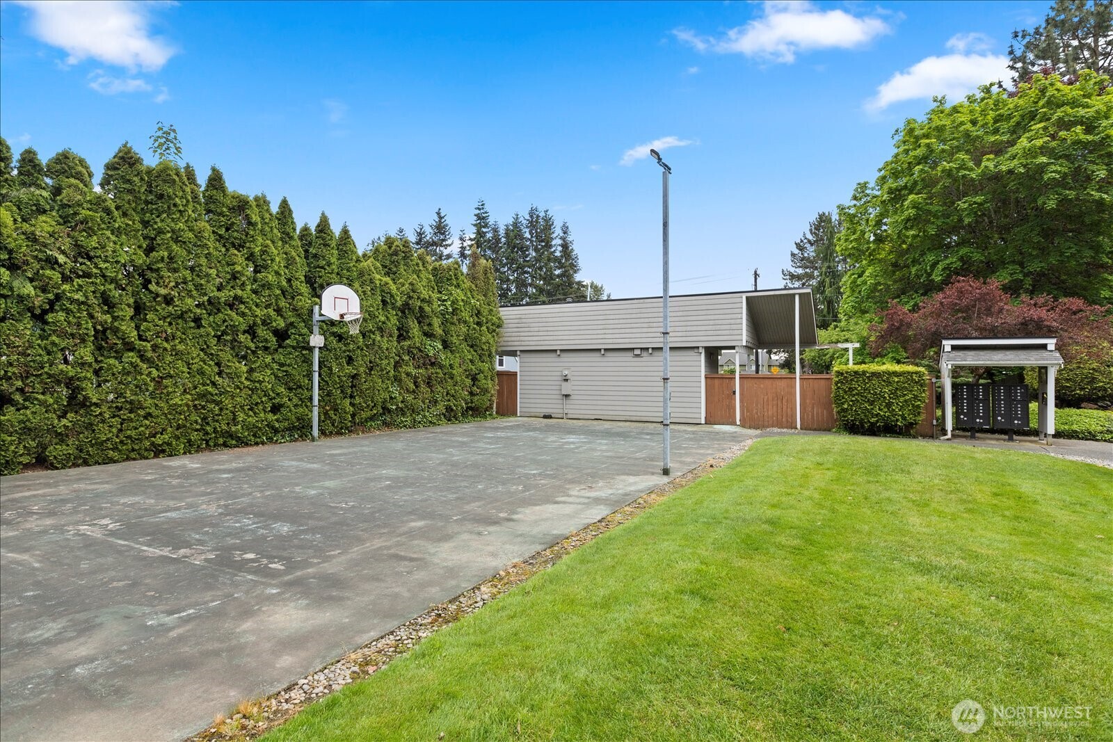 12217 5th Place W Everett WA 98204