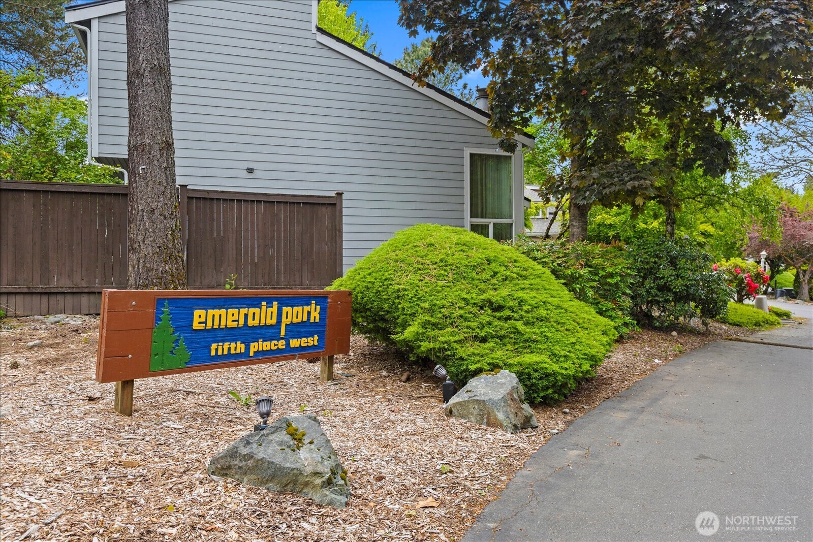 12217 5th Place W Everett WA 98204